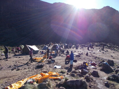 Camp vor Barranco Wall-1.jpg