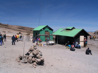 kibo-hut-life-1.jpg